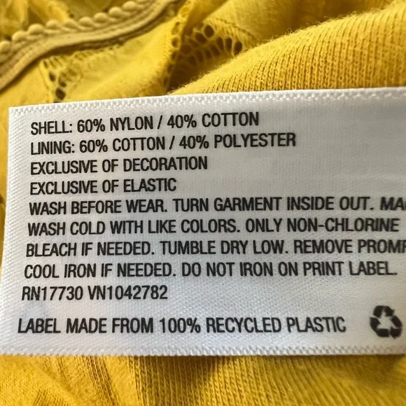 OshKosh B'gosh Mustard girls dress, size 5 - Picture 3 of 3